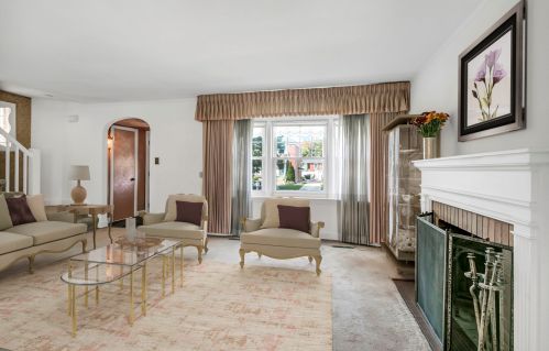 9749 Harding Ave, Chicago, IL 60805-2921