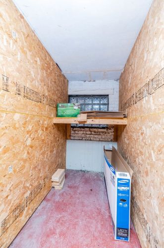 4716 Beacon St, Chicago IL 60640-4828 exterior