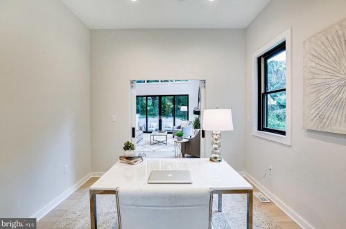 4913 Sherier Pl, Washington DC  20016-3319 exterior