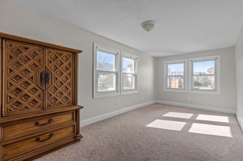 1014 Rdg Ave, Moon Twp PA 15108-2140 exterior