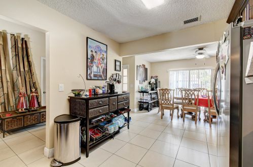 20570 Carousel Cir, Boca Raton FL  33434-3931 exterior