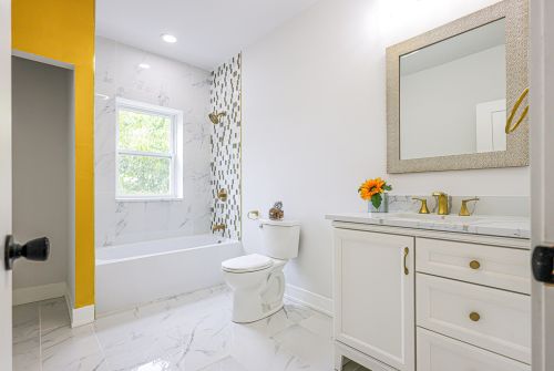 2720 Monroe St, Chicago IL  60612-2823 exterior