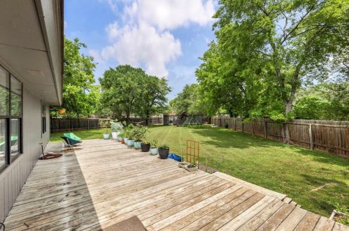 3300 Eldorado Trl, Austin TX 78739-5704 exterior