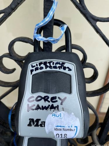 910 Ahana St, Honolulu HI  96814-2421 exterior