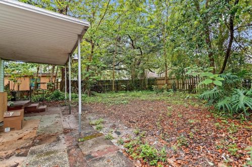 8210 19th St, Tampa FL  33604-3510 exterior