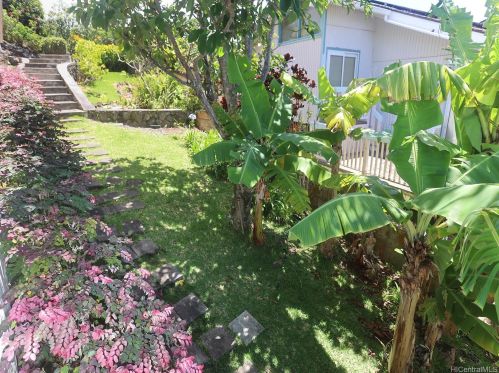 2344 Halekoa Dr, Honolulu HI 96821-1038 exterior