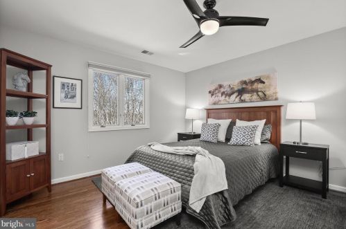 11820 Beekman Pl, Rockville MD 20854-2177 exterior