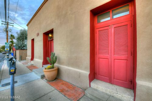 290 Meyer Ave, Tucson, AZ 85701-1047