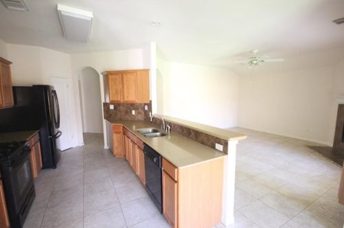 5012 Bluestar Dr, Austin TX  78739-1428 exterior