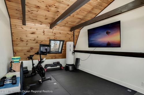 218 Chandler Rd, Jackson Twp NJ  08527-4339 exterior