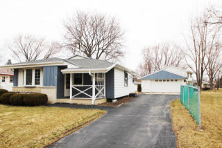 3800 Iona Ter, Milwaukee WI  53221-3943 exterior