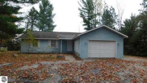 2655 Timber Trl, Kalkaska, MI 49646-8791