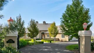 7002 Scenic Dr, Yakima WA  98908-1045 exterior