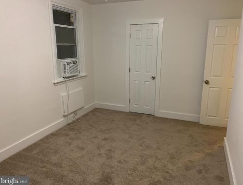 6429 Dorcas St, Philadelphia PA 19111-5405 exterior