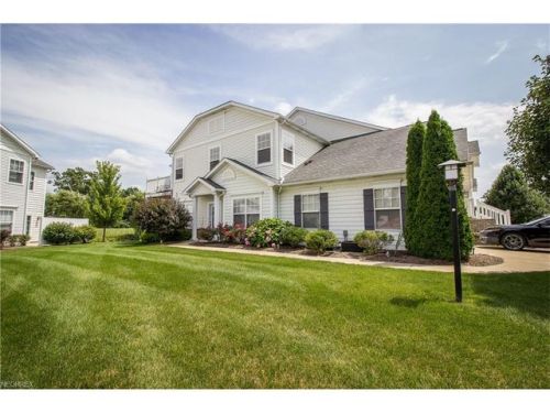 1354 Cascade Cir, Canton, OH 44708-3979