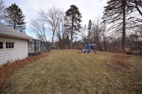 6620 Range Line Rd, Milwaukee WI 53209-2621 exterior