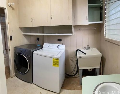 704 19 Ave, Honolulu HI 96816-4608 exterior