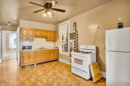 2946 Rockwell St, Chicago IL 60647-4087 exterior