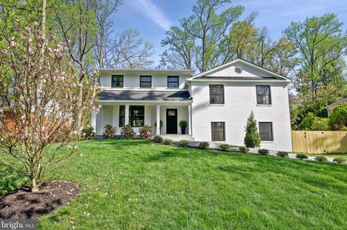 6705 Buttermere Ln, Bethesda MD  20817-1528 exterior