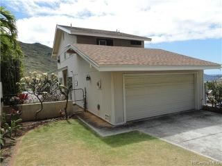 823 Kealahou St, Honolulu, HI 96825-2967