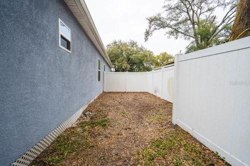 2605 27th Ave, Tampa FL 33605-1514 exterior