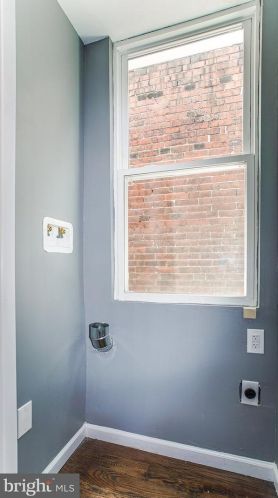 6215 Market St, Philadelphia PA 19139-2923 exterior