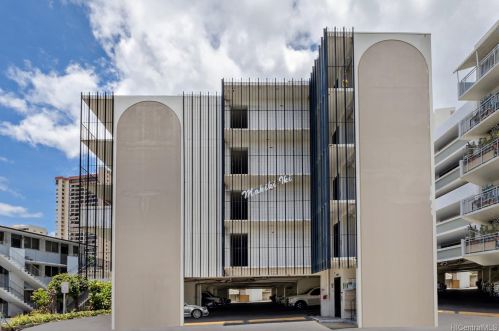 1616 Kewalo St, Honolulu HI  96822-3109 exterior