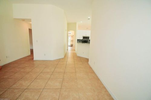 7948 Leicester Dr, Naples FL 34104-7444 exterior