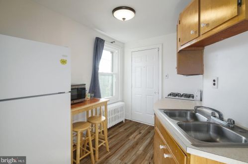 1016 6 St, Philadelphia PA 19140-2314 exterior