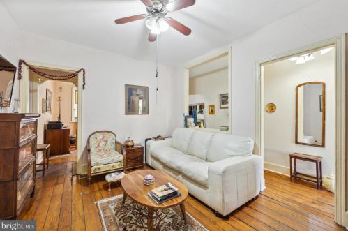 402 Olive St, Media PA 19063-2812 exterior