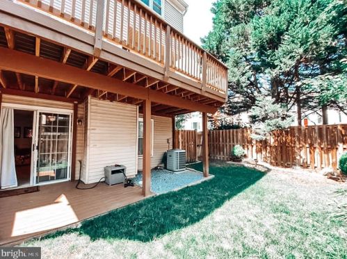 5817 Appleford Dr, Alexandria VA  22315-5625 exterior