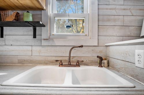 3881 Allegan Dm Rd, Allegan MI 49010-8930 exterior