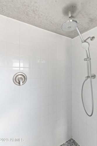 7025 22 Dr, Phoenix AZ 85023-2101 exterior