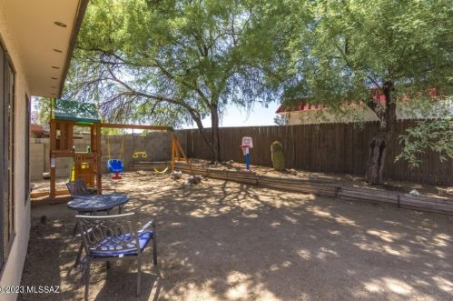 5032 Condor Dr, Tucson AZ  85742-9404 exterior