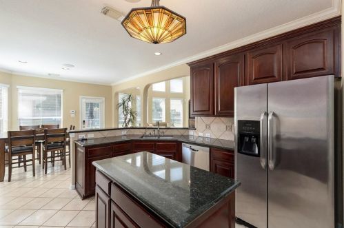 8611 Jackson Crk Bnd Ln, Humble TX 77396-3780 exterior