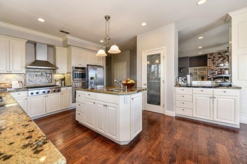 3390 Beatty Dr, Folsom CA 95762-7000 exterior