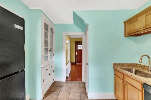 7356 Whipple St, Pittsburgh PA 15218-2054 exterior