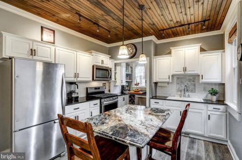 405 King St, Lancaster PA 17602-3004 exterior