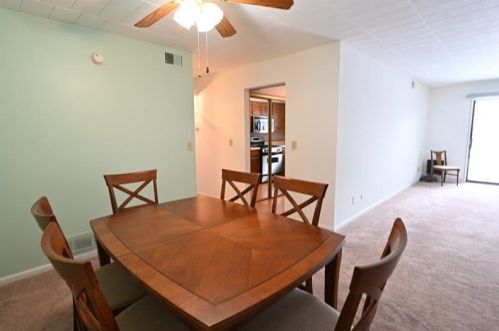 713 Frst Grn Dr, Moon Twp PA 15108-2763 exterior