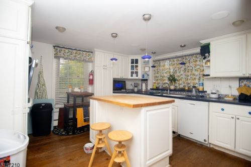 70 Chestnut St, Morristown, NJ 07960-5107