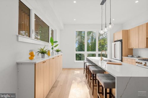 4315 Boone St, Philadelphia PA 19128-5003 exterior