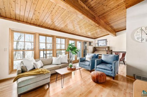 4906 Pike Lk Rd, Duluth MN 55811-9741 exterior