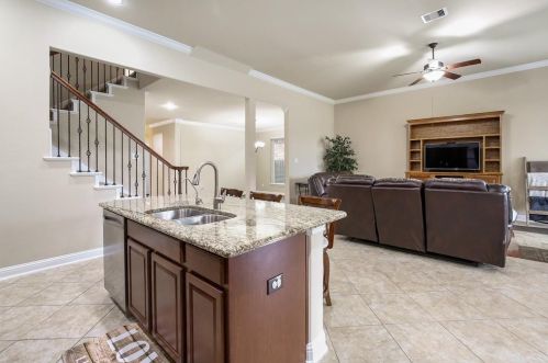 4118 Astoria Manor Ln, Fulshear TX 77441-1535 exterior