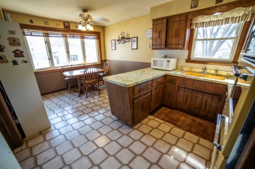 11663 Laporte Ave, Chicago IL 60803-6806 exterior