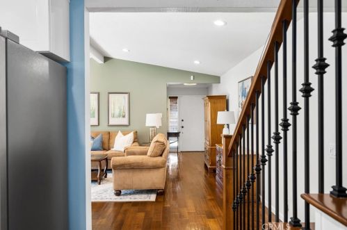 14402 Raintree Rd, Tustin CA  92780-6930 exterior