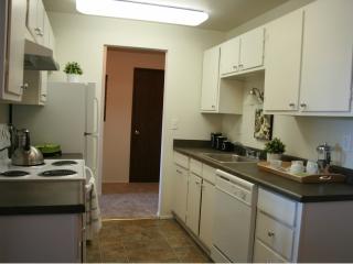 3520 27th Pl, Seattle WA  98199-2119 exterior