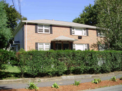 14 Parsons St, Newton, MA 02465-2136