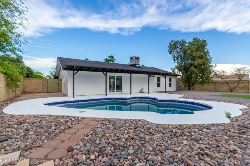 11458 Bannock St, Phoenix AZ  85044-1831 exterior