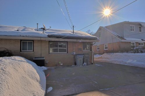 4823 24 St, Milwaukee WI 53204-2506 exterior