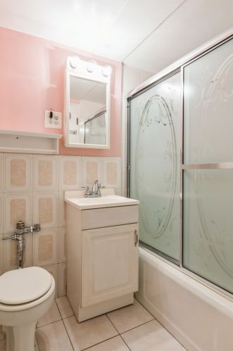 6125 Winchester Ave, Chicago IL 60660-2263 exterior